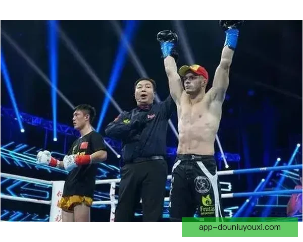 多哈艾阿拉比逆袭战胜艾萨德 以2-1获胜展示强大实力 多哈艾阿拉比逆袭战胜艾萨德 以2-1获胜展示强大实力